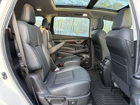 Used 2024 Subaru Ascent Touring AWD/4WD image 18