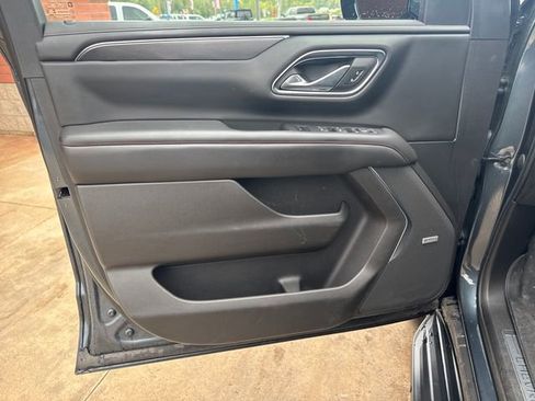 Used 2021 Chevrolet Suburban RST w/ Luxury Package image 14