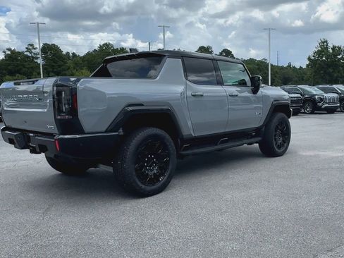 New 2025 GMC Hummer EV 2X image 9