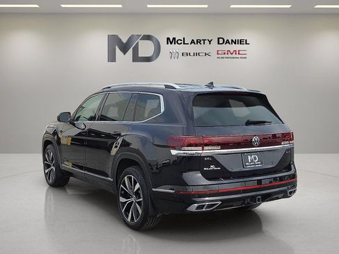 Used 2025 Volkswagen Atlas SEL Premium R-Line AWD/4WD image 13
