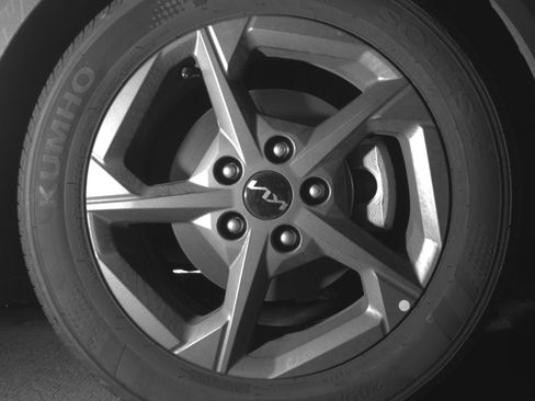 Used 2025 Kia K4 LXS image 13