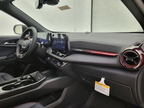 New 2026 Chevrolet Equinox RS image 40