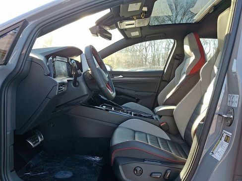 New 2026 Volkswagen GTI SE image 6