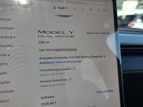 Used 2026 Tesla Model Y Premium image 23