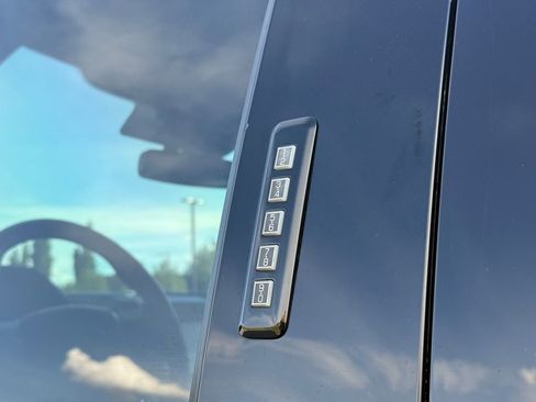 Used 2019 Ford F150 Raptor w/ Equipment Group 802A Luxury AWD/4WD image 20