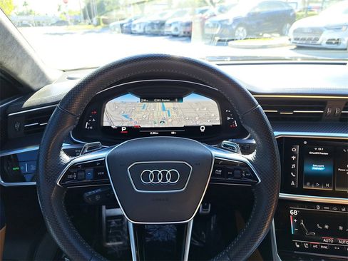 Used 2021 Audi RS 7 4.0T w/ Carbon Optic Package image 7