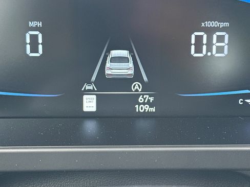 New 2026 Hyundai Elantra SE FWD image 24