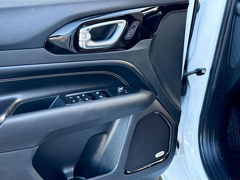 Used 2022 Jeep Compass High Altitude image 8