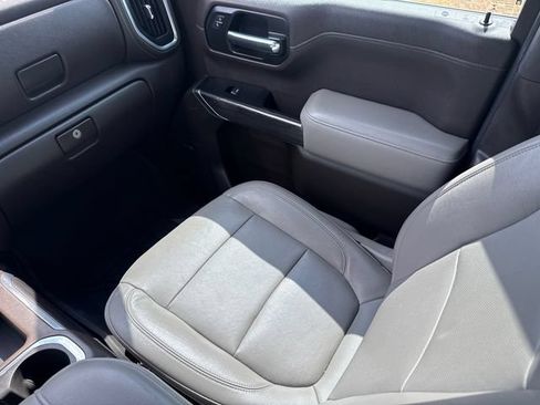 Used 2019 Chevrolet Silverado 1500 LTZ w/ LTZ Texas Edition AWD/4WD image 16