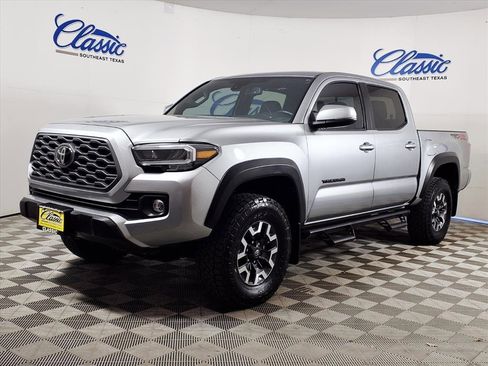 Used 2023 Toyota Tacoma TRD Off-Road image 6