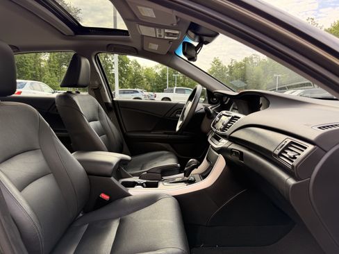 Used 2015 Honda Accord EX-L image 13