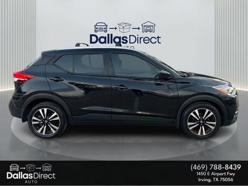 Used 2020 Nissan Kicks SV image 5