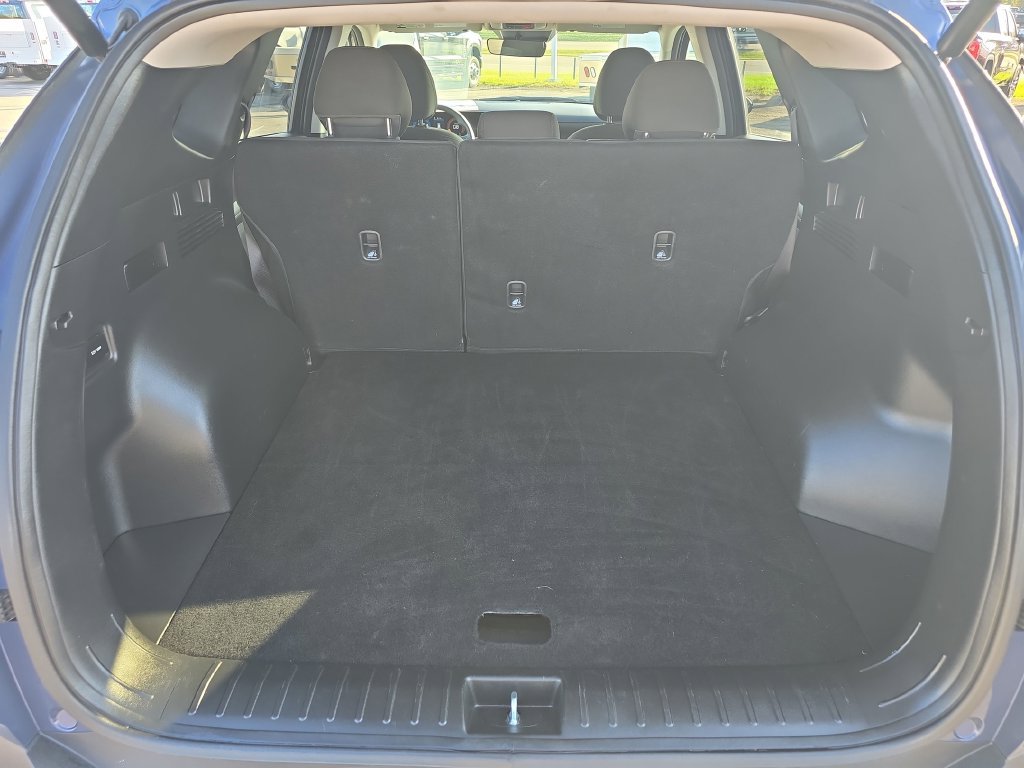 Used 2025 Hyundai Tucson SEL FWD image 13