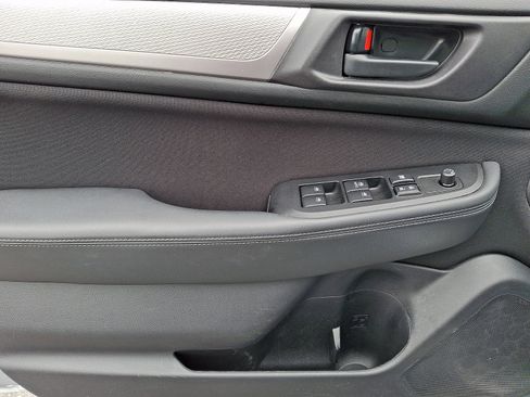Used 2019 Subaru Legacy 2.5i AWD/4WD image 11