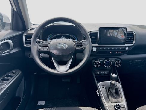 New 2026 Hyundai Venue SEL FWD image 15