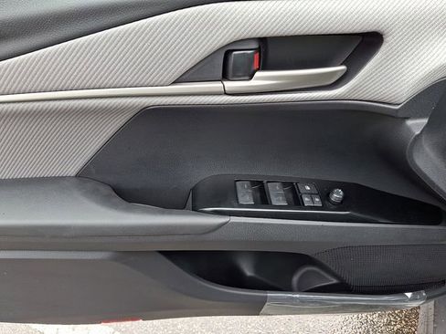 New 2026 Toyota Camry SE FWD image 11