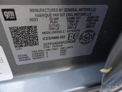 Used 2023 GMC Sierra 1500 Pro w/ Graphite Edition image 18