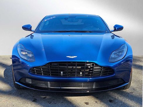 Used 2020 Aston Martin DB11 Coupe image 8