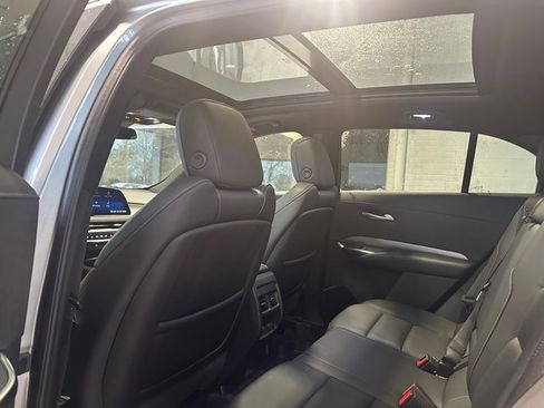 Used 2025 Cadillac XT4 Premium Luxury image 14