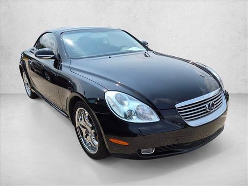 Used 2005 Lexus SC 430 Convertible RWD image 3