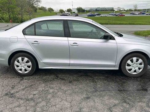 Used 2014 Volkswagen Jetta S image 1