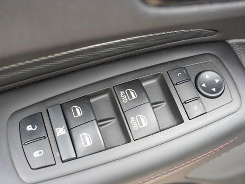 Certified 2021 Dodge Durango R/T w/ Technology Group image 27