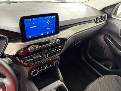 Used 2024 Ford Escape Active FWD image 32