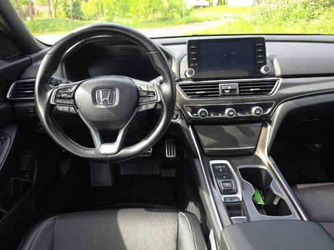 Used 2020 Honda Accord Sport image 14