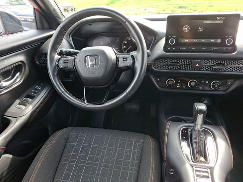 Used 2024 Honda HR-V Sport image 14