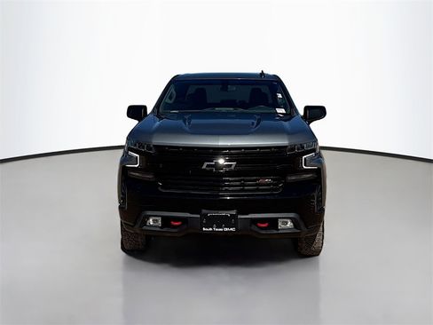 Used 2021 Chevrolet Silverado 1500 LT Trail Boss w/ LPO, Dark Essentials Package image 2