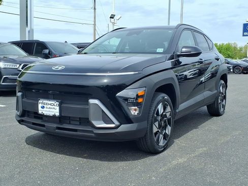 Used 2025 Hyundai Kona SEL AWD/4WD image 3