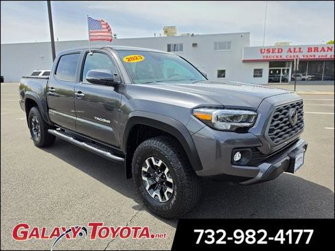 Used 2023 Toyota Tacoma TRD Off-Road AWD/4WD image 1