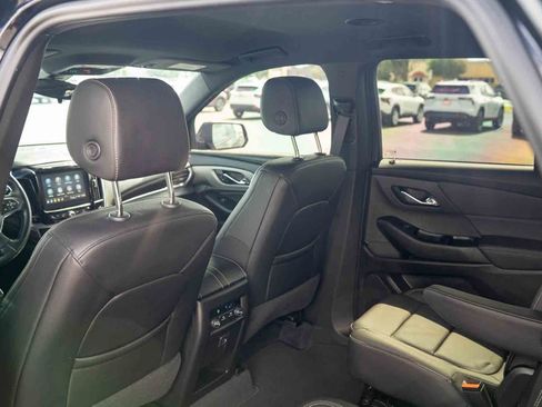 Certified 2023 Chevrolet Traverse LT w/ Midnight/Sport Edition FWD image 23