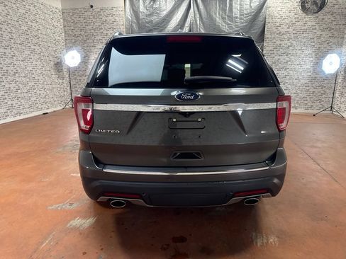 Used 2019 Ford Explorer Limited w/ Class III Trailer Tow Package FWD image 6