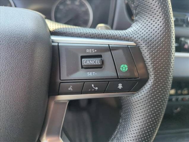 Used 2025 Mitsubishi Outlander SE FWD image 15