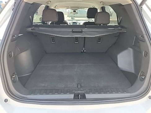 Used 2023 Chevrolet Equinox LT w/ Driver Convenience Package AWD/4WD image 15