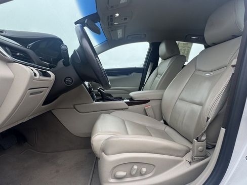 Used 2017 Cadillac XTS Luxury image 19