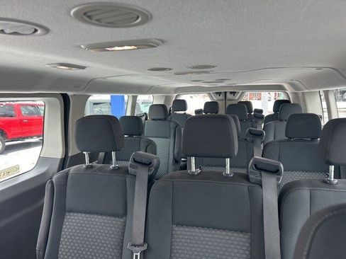 Used 2022 Ford Transit 350 XLT image 22