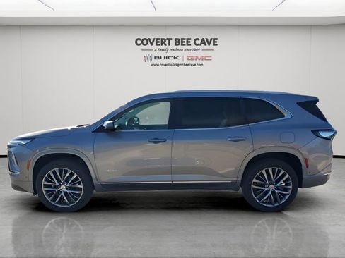 New 2026 Buick Enclave Avenir w/ Super Cruise Package image 5