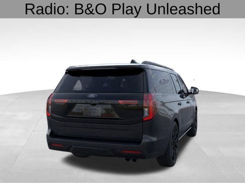 New 2026 Ford Expedition Max Platinum image 9
