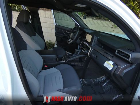 Used 2026 Toyota Tacoma TRD Sport RWD image 29