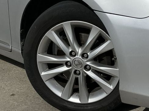 Used 2011 Lexus ES 350 FWD image 8