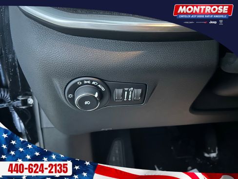 New 2026 Jeep Compass Latitude image 13