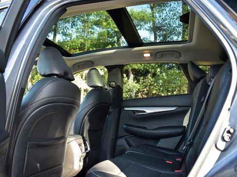 Used 2021 INFINITI QX50 Luxe image 20