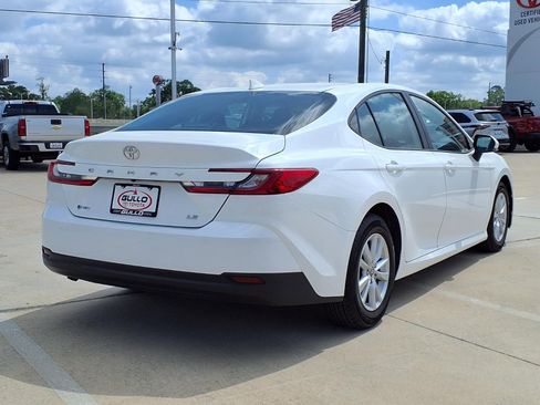 Certified 2025 Toyota Camry LE image 6