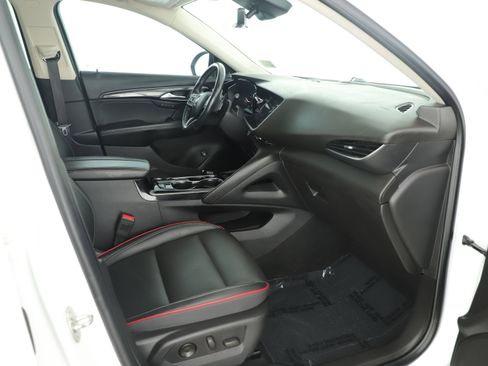 Used 2022 Buick Envision Essence w/ Technology Package II image 20