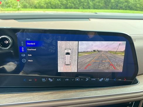 New 2025 Chevrolet Tahoe High Country image 32