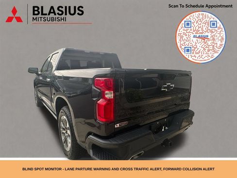 Used 2023 Chevrolet Silverado 1500 High Country w/ Technology Package AWD/4WD image 14
