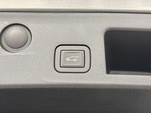 New 2026 Chevrolet Equinox LT w/ Convenience Package II image 29