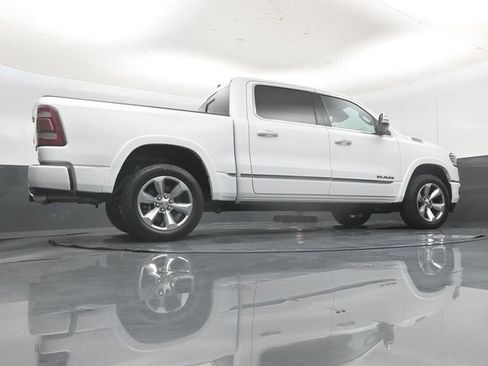 Used 2022 RAM 1500 Limited w/ Body Color Bumper Group AWD/4WD image 46